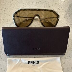 Fendi Black and Brown Sunglasses